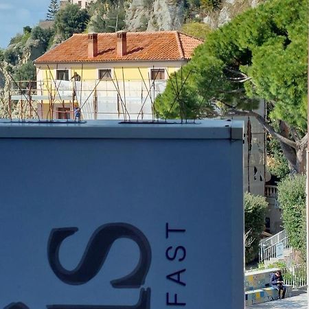 B&B New Acropolis 阿格罗波利 外观 照片